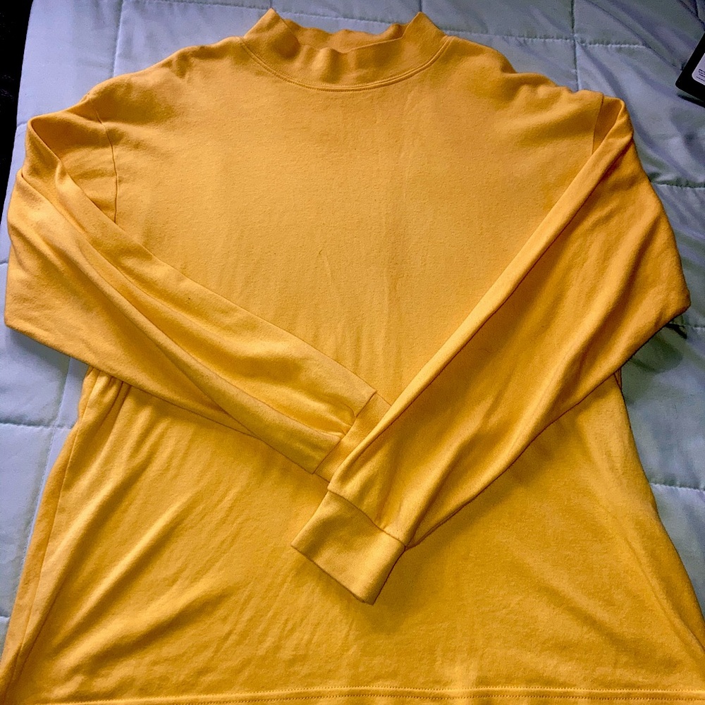 Northern Getaway Mock neck